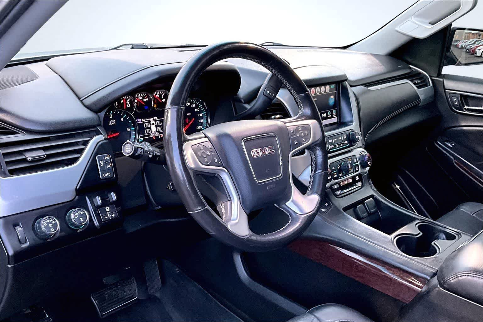 Thumbnail: 2018 GMC Yukon XL - 2