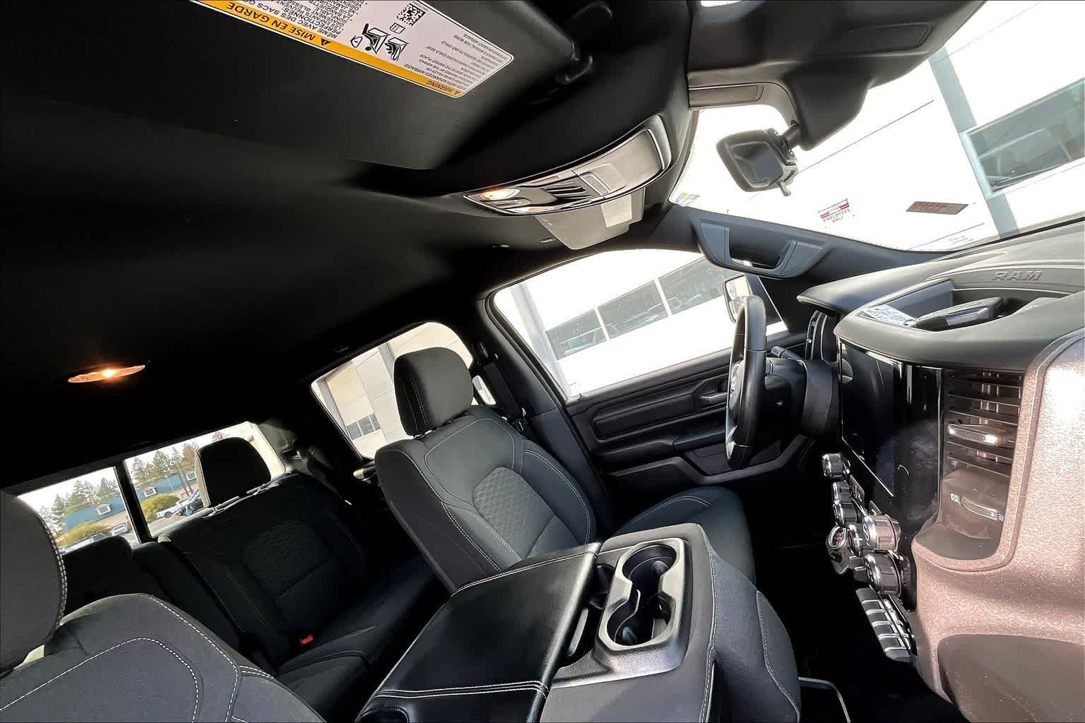 Thumbnail: 2025 RAM 1500 - 30