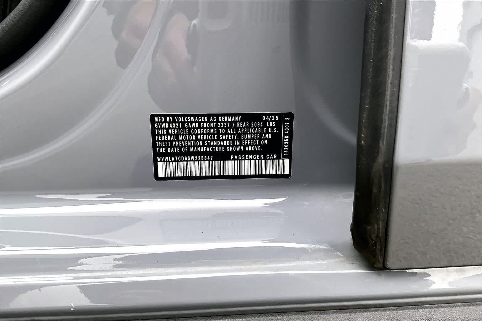 Thumbnail: 2025 Volkswagen Golf - 21