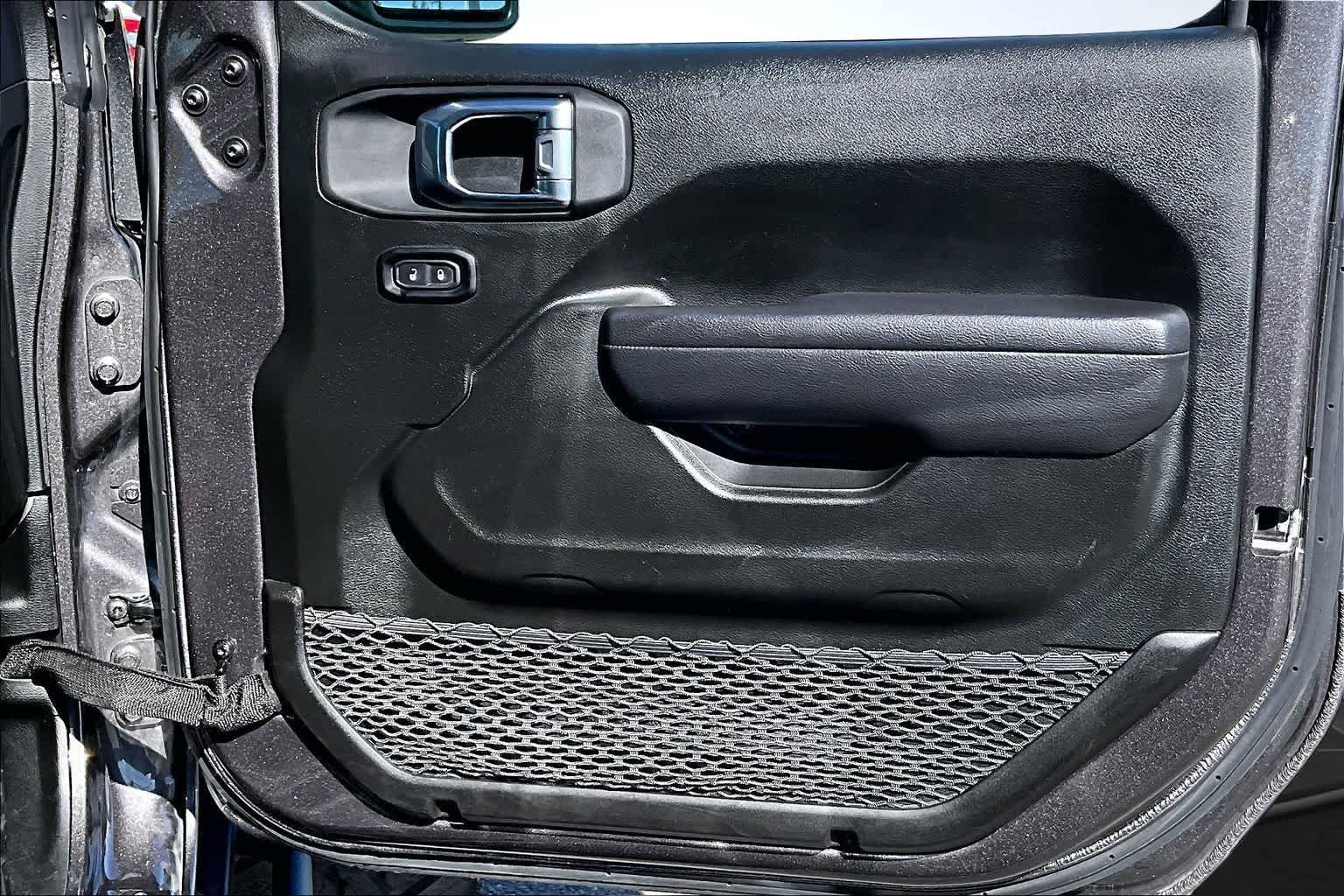 Thumbnail: 2025 Jeep Wrangler - 28