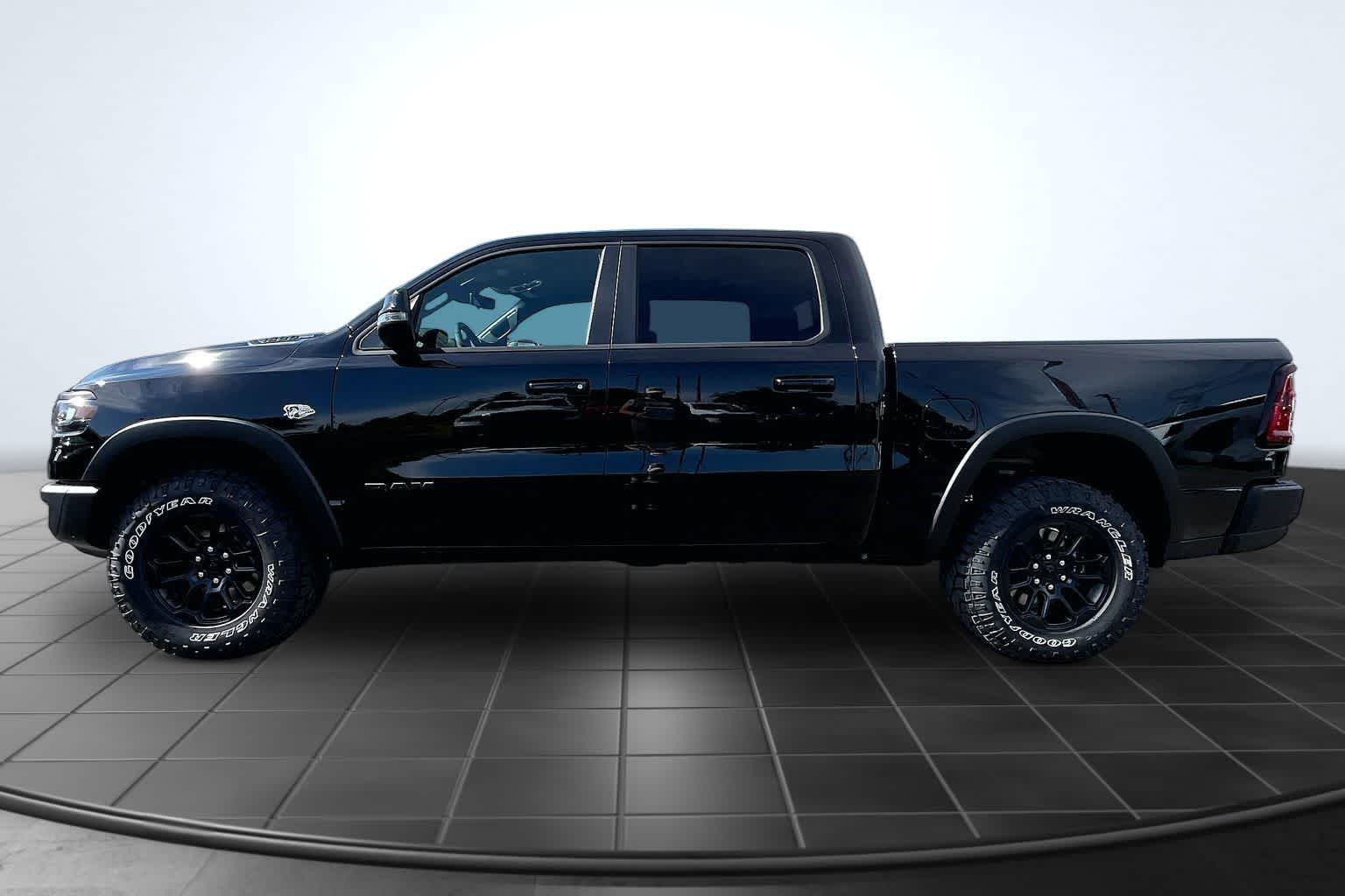 Thumbnail: 2026 RAM 1500 - 3