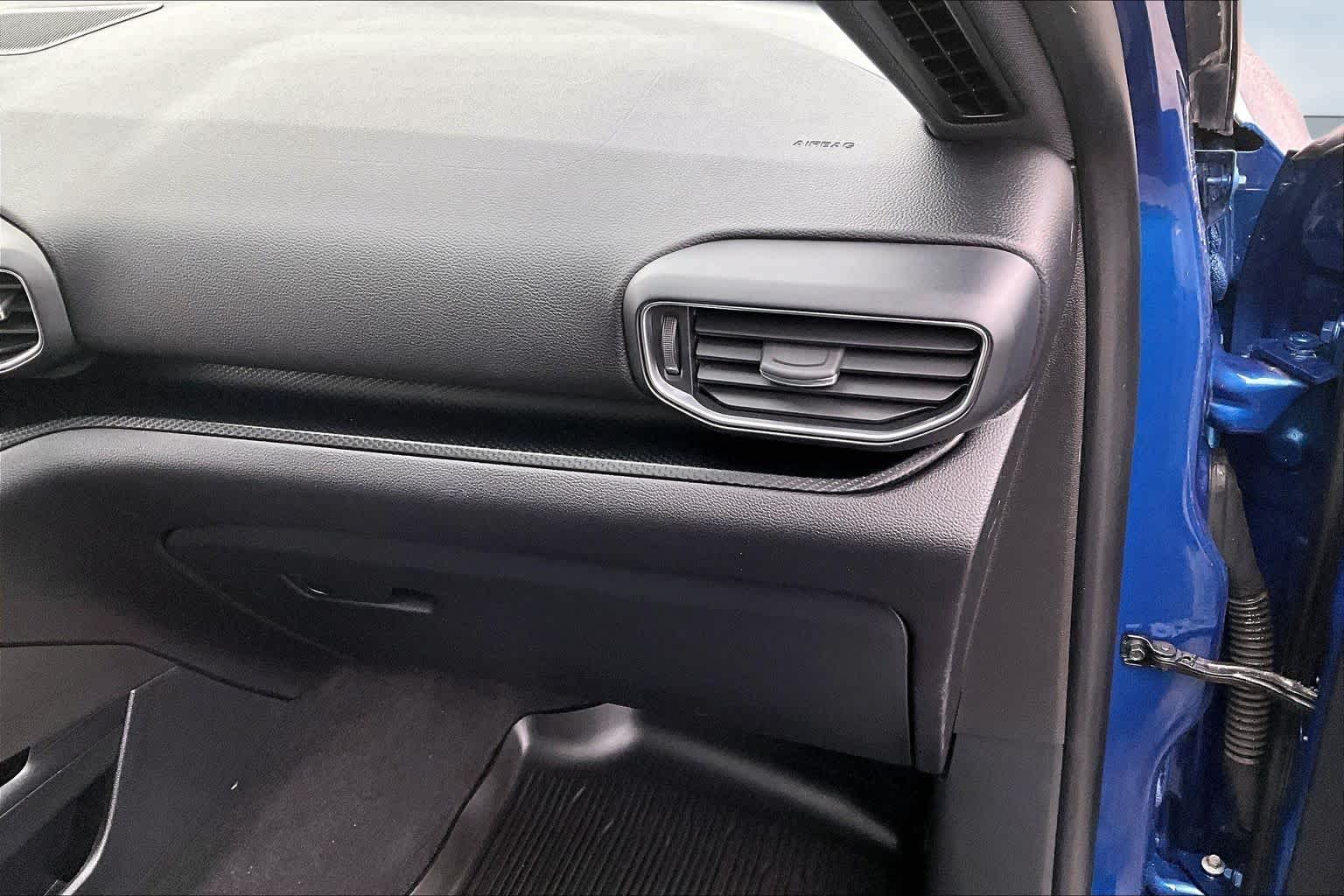 Thumbnail: 2021 Ford Explorer - 23