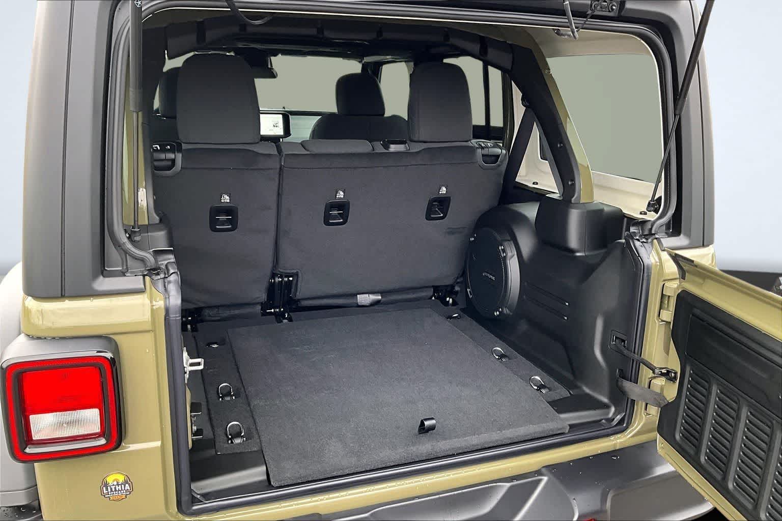 Thumbnail: 2026 Jeep Wrangler - 19