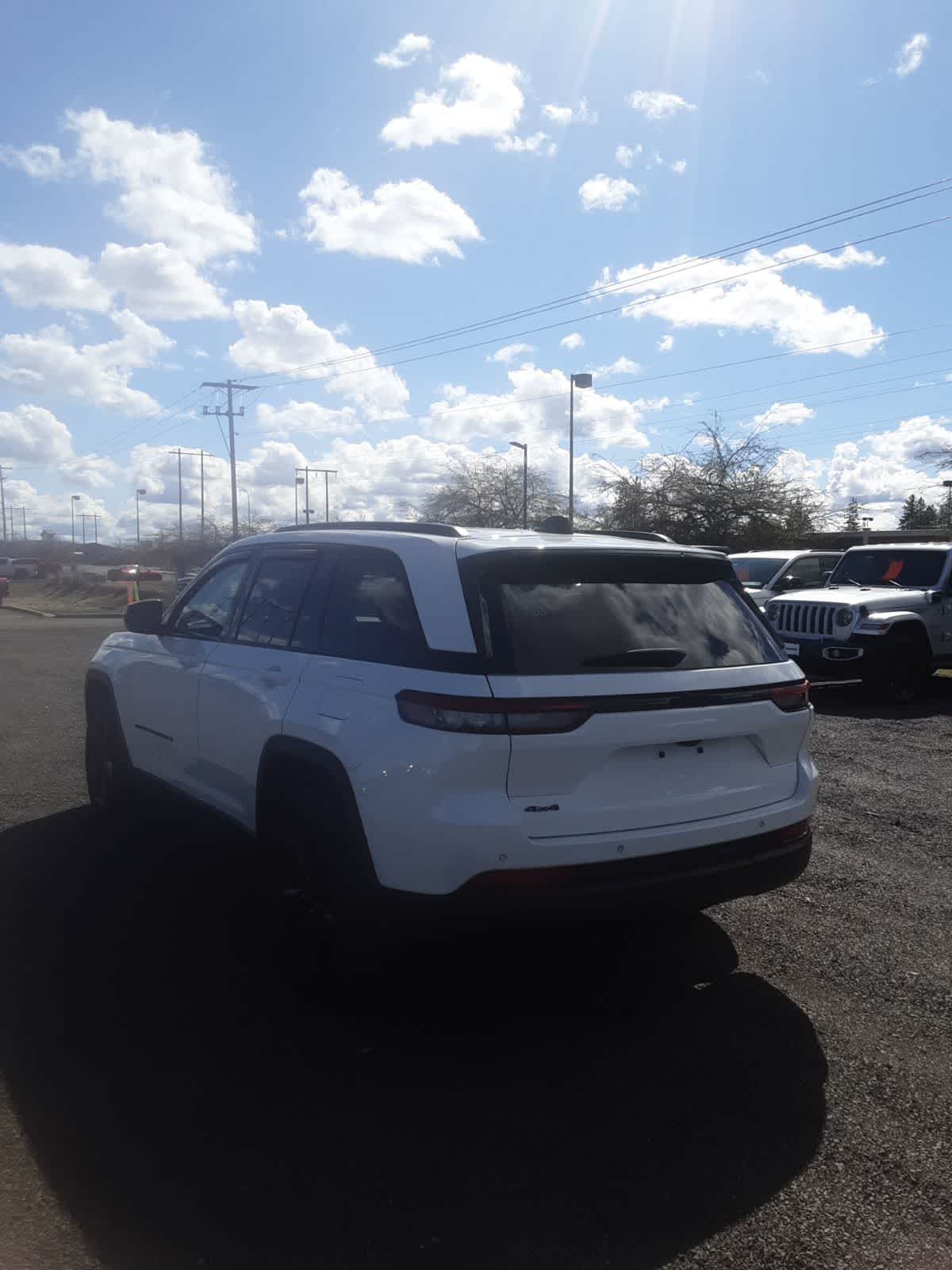 Thumbnail: 2023 Jeep Grand Cherokee - 6