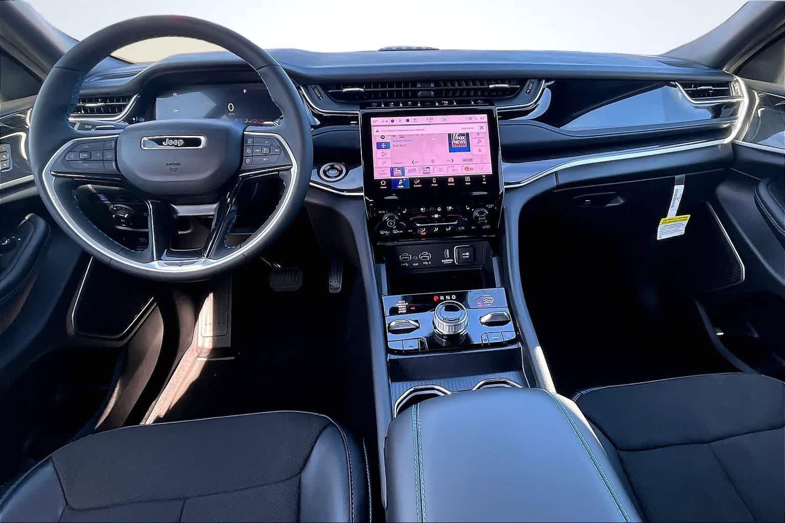 Thumbnail: 2025 Jeep Grand Cherokee - 10