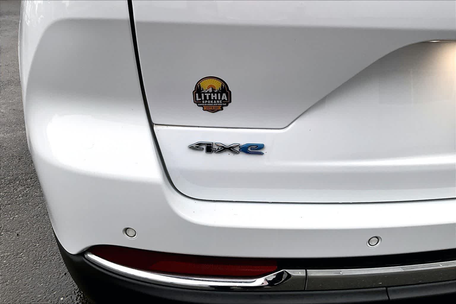 Thumbnail: 2022 Jeep Grand Cherokee - 7