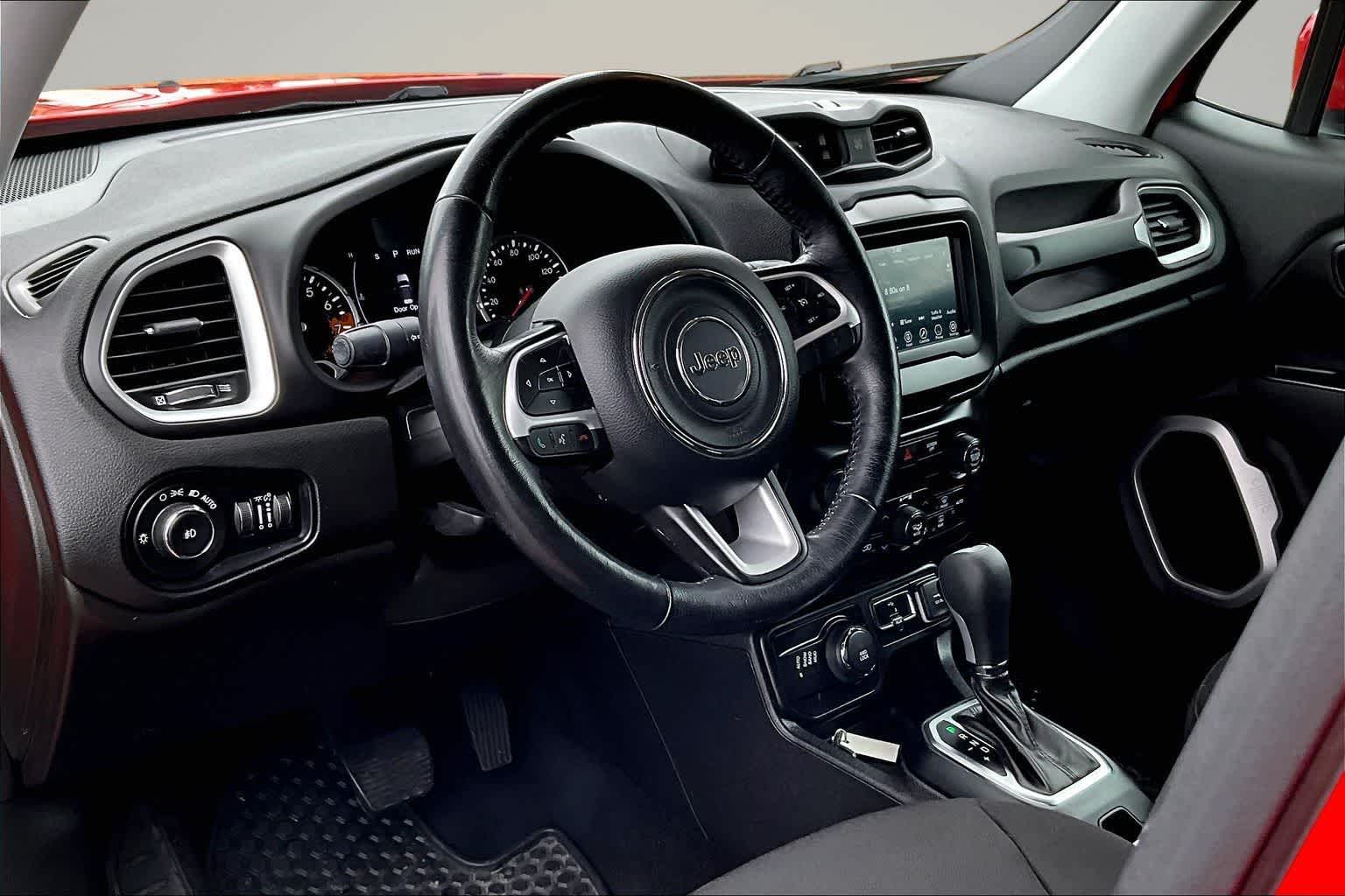 Thumbnail: 2018 Jeep Renegade - 2