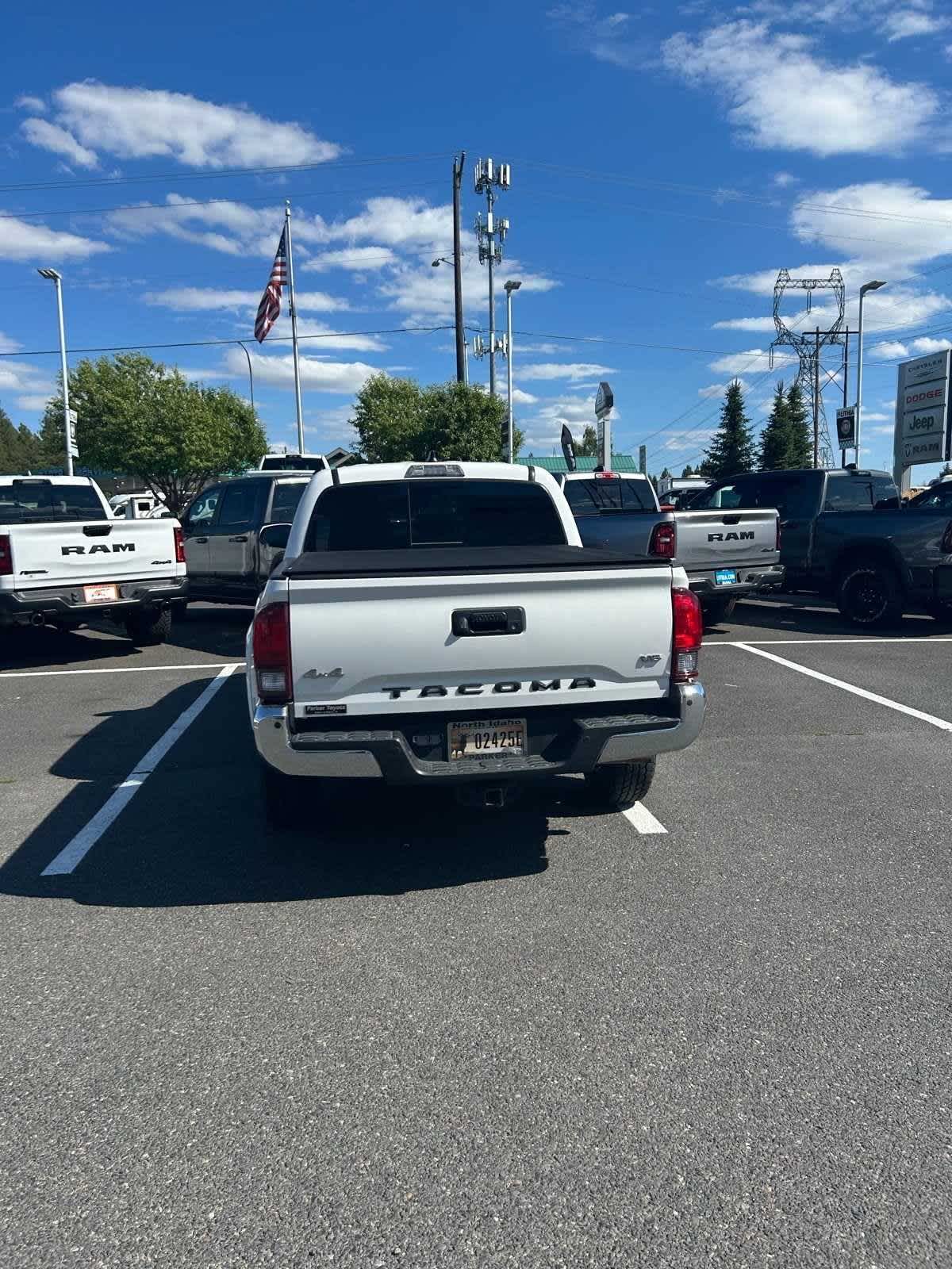 Thumbnail: 2020 Toyota Tacoma - 3