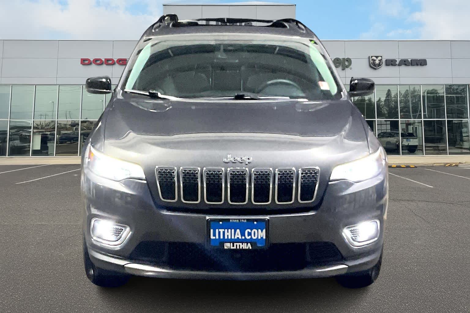 Thumbnail: 2022 Jeep Cherokee - 6