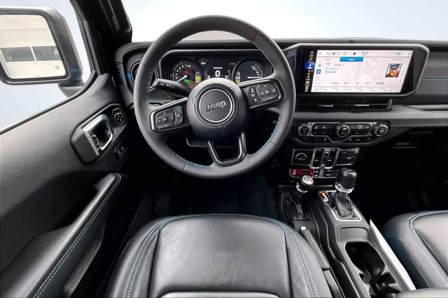 Thumbnail: 2024 Jeep Wrangler - 15