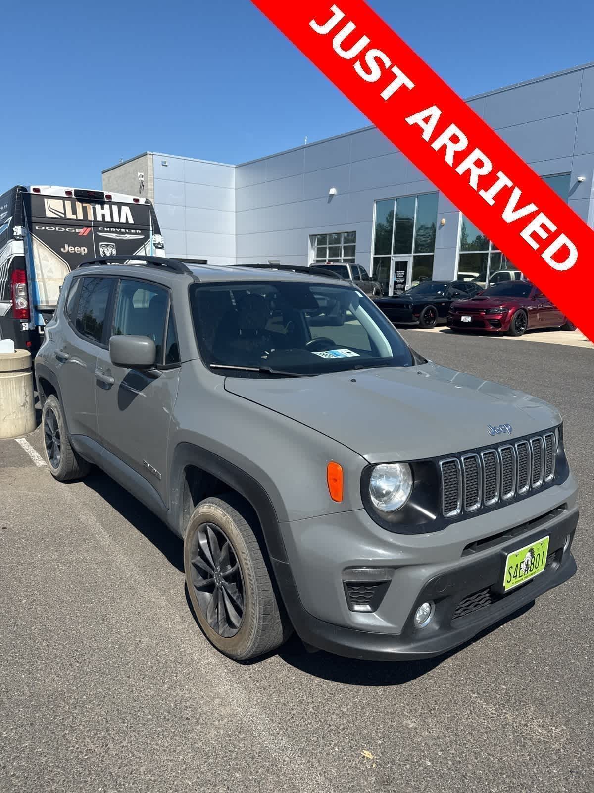 Thumbnail: 2020 Jeep Renegade - 3