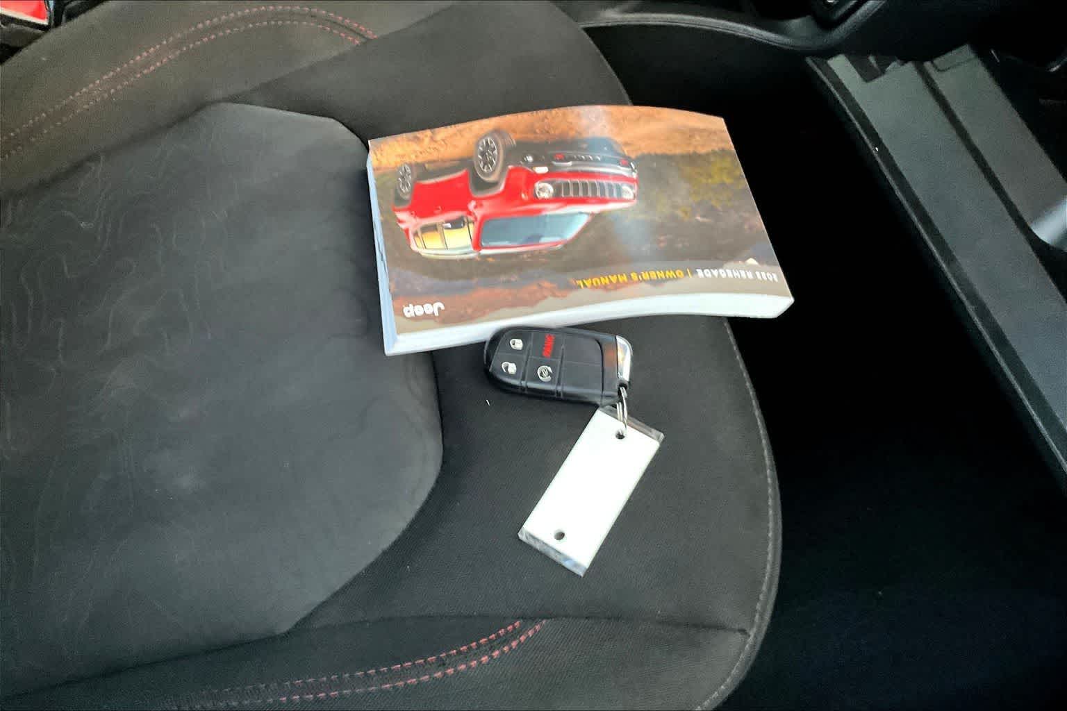 Thumbnail: 2023 Jeep Renegade - 20