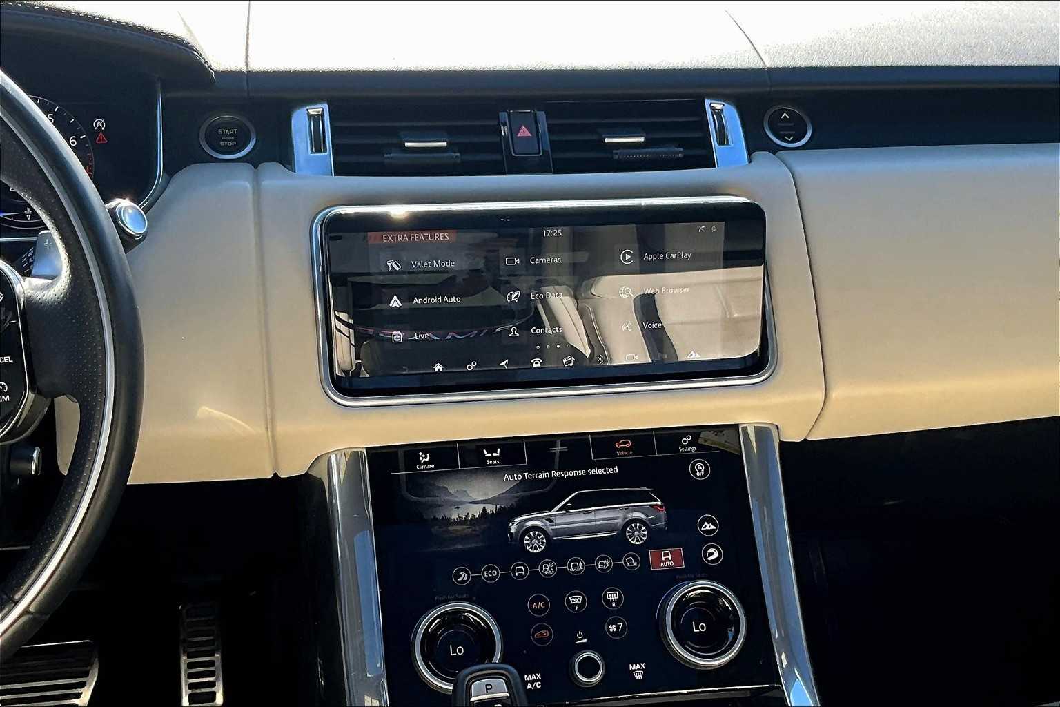 Thumbnail: 2020 Land Rover Range Rover Sport - 16