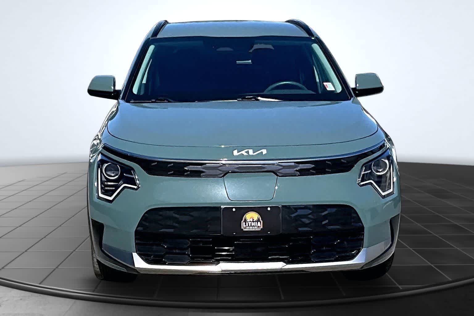 Thumbnail: 2024 Kia Niro - 6