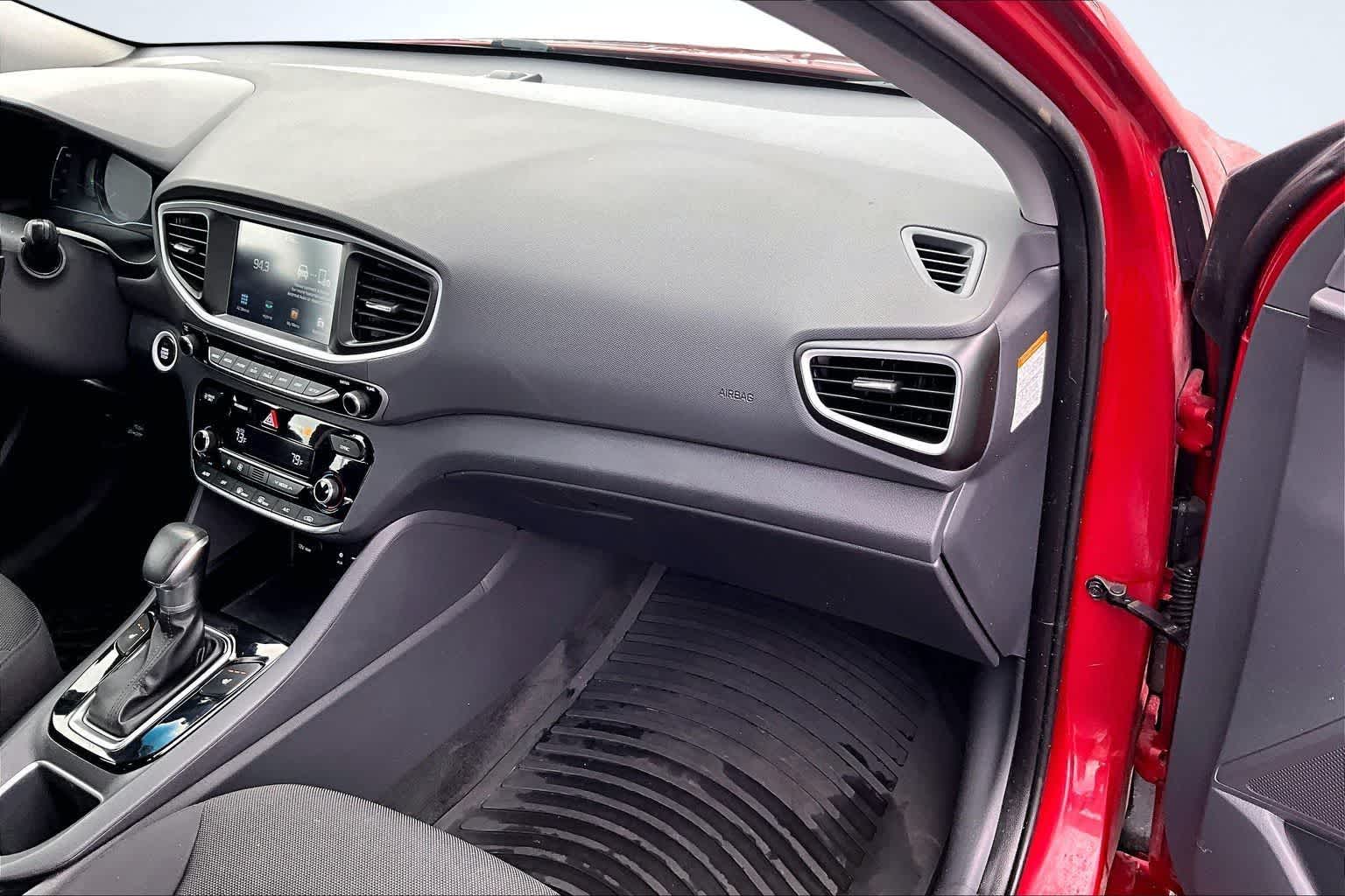 Thumbnail: 2019 Hyundai Ioniq - 24