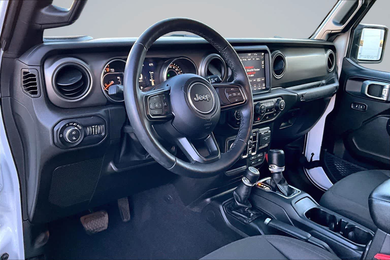 Thumbnail: 2022 Jeep Gladiator - 2