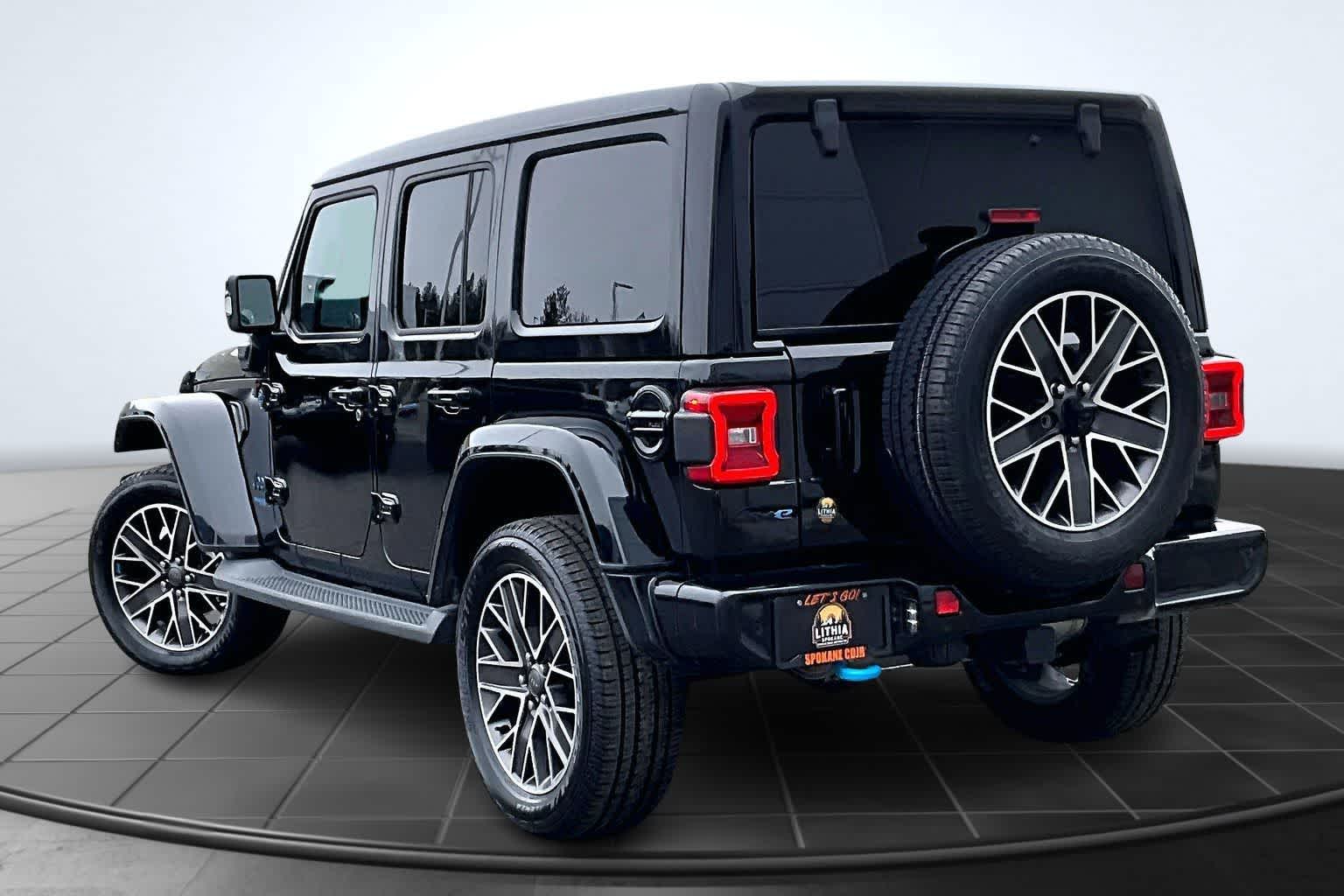 Thumbnail: 2022 Jeep Wrangler - 4