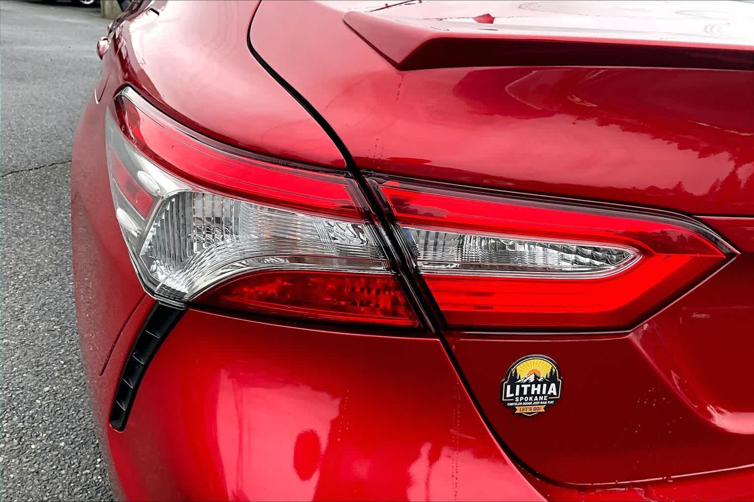 Thumbnail: 2019 Toyota Camry - 32