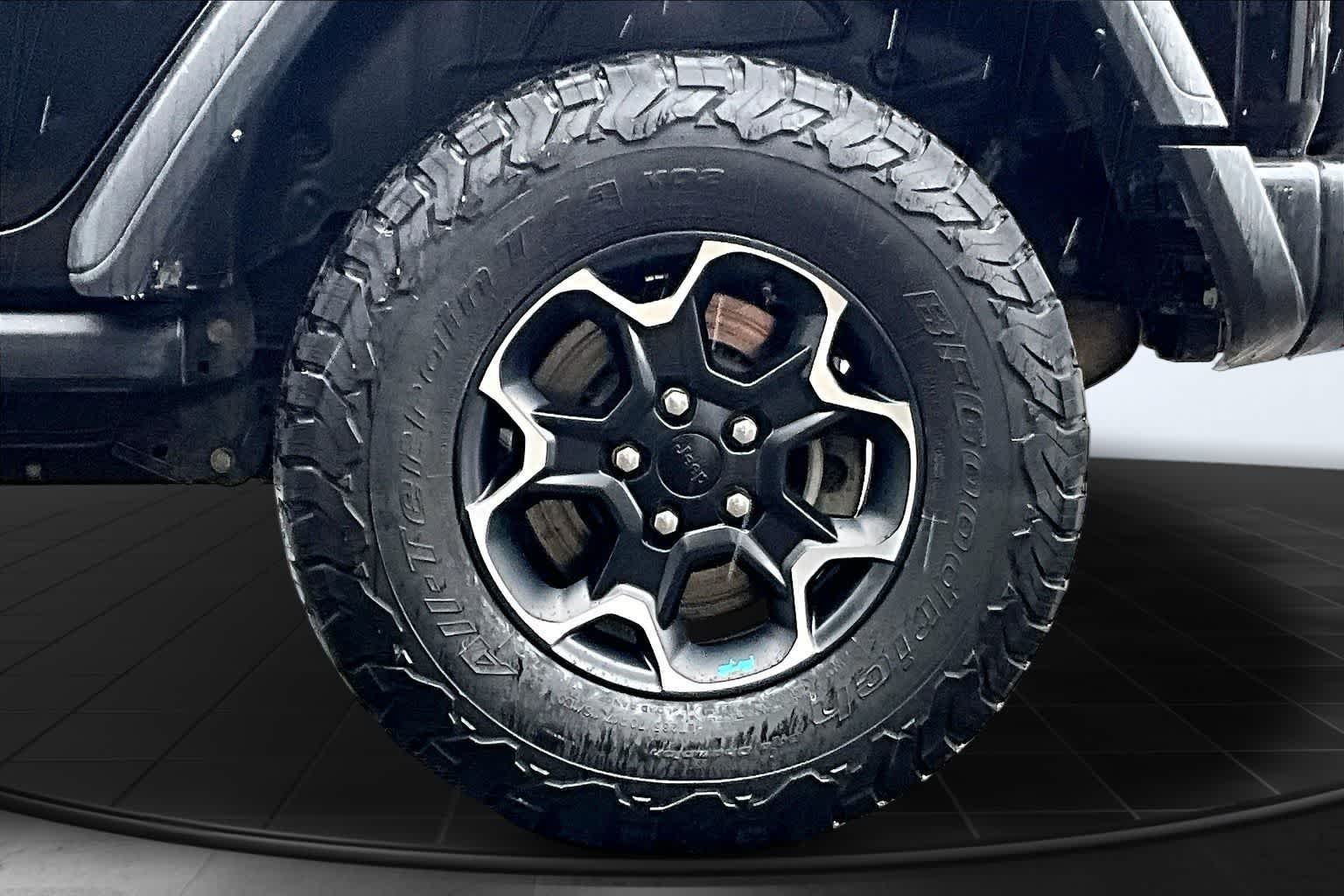 Thumbnail: 2023 Jeep Wrangler - 36