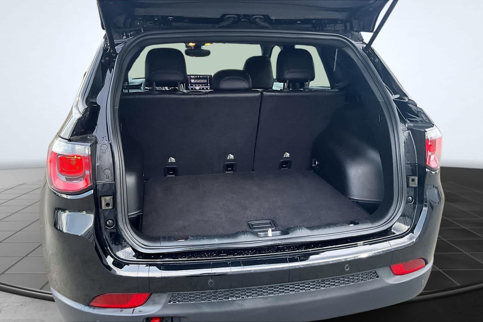 Thumbnail: 2024 Jeep Compass - 19