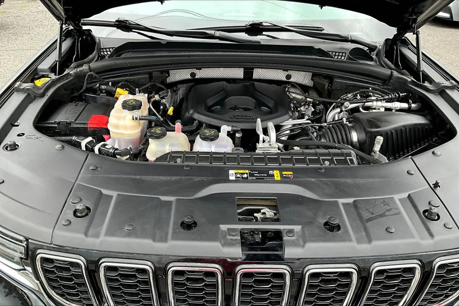 Thumbnail: 2022 Jeep Grand Cherokee - 9