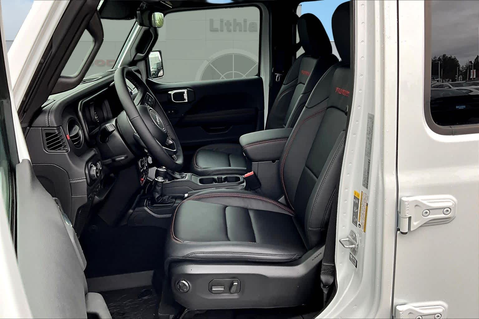 Thumbnail: 2025 Jeep Gladiator - 11