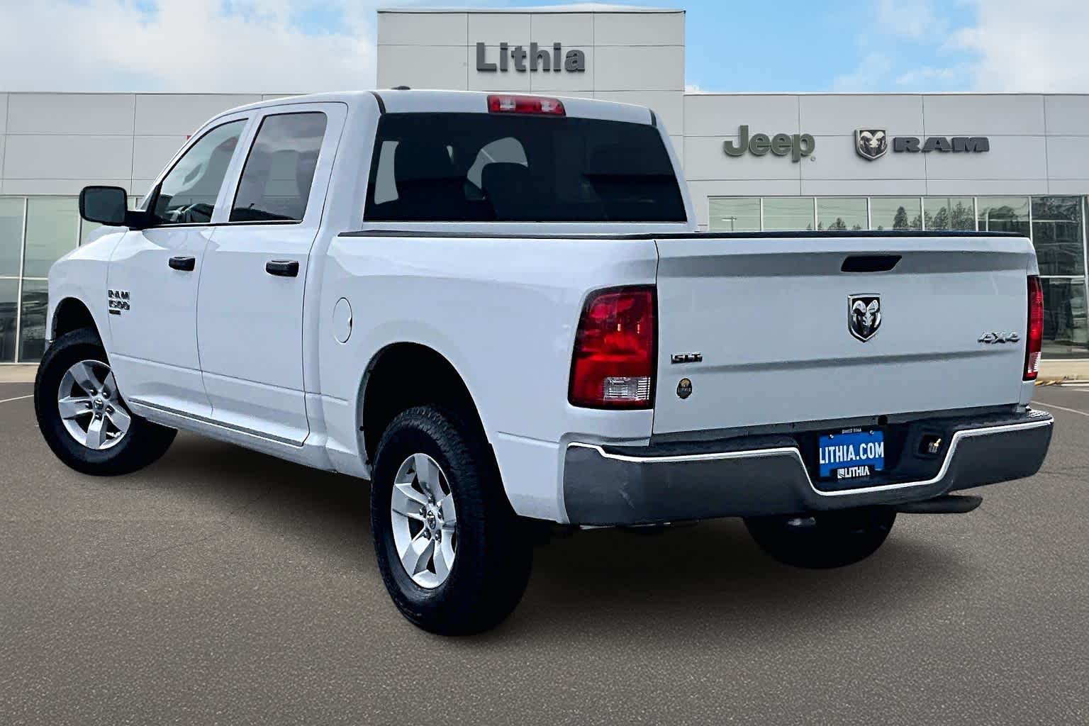 Thumbnail: 2022 RAM 1500 Classic - 4
