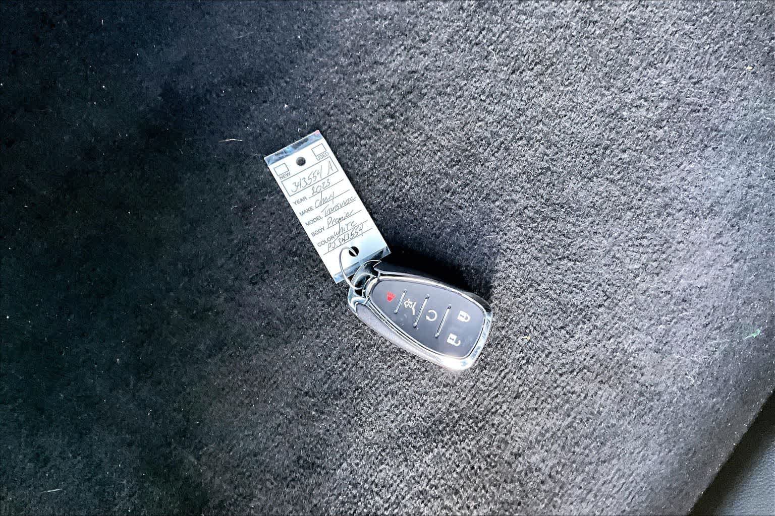 Thumbnail: 2023 Chevrolet Traverse - 20