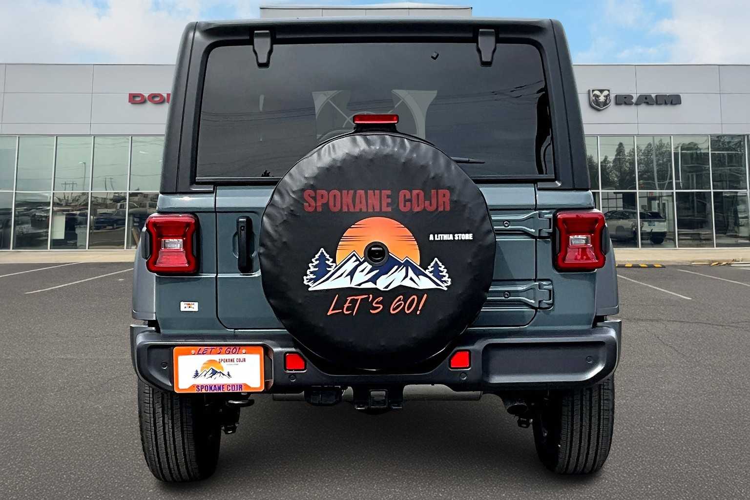 Thumbnail: 2025 Jeep Wrangler - 5