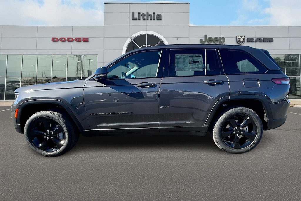 New 2025 Jeep Grand Cherokee LIMITED 4X4 Sport Utility