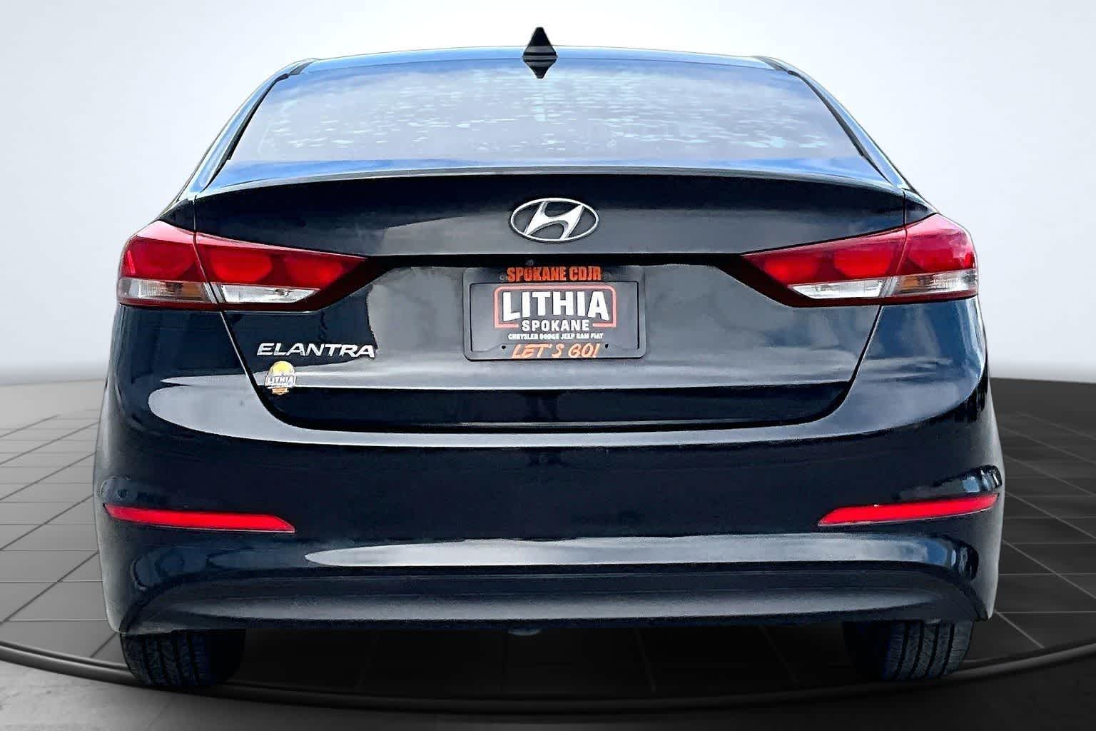 Thumbnail: 2017 Hyundai Elantra - 5