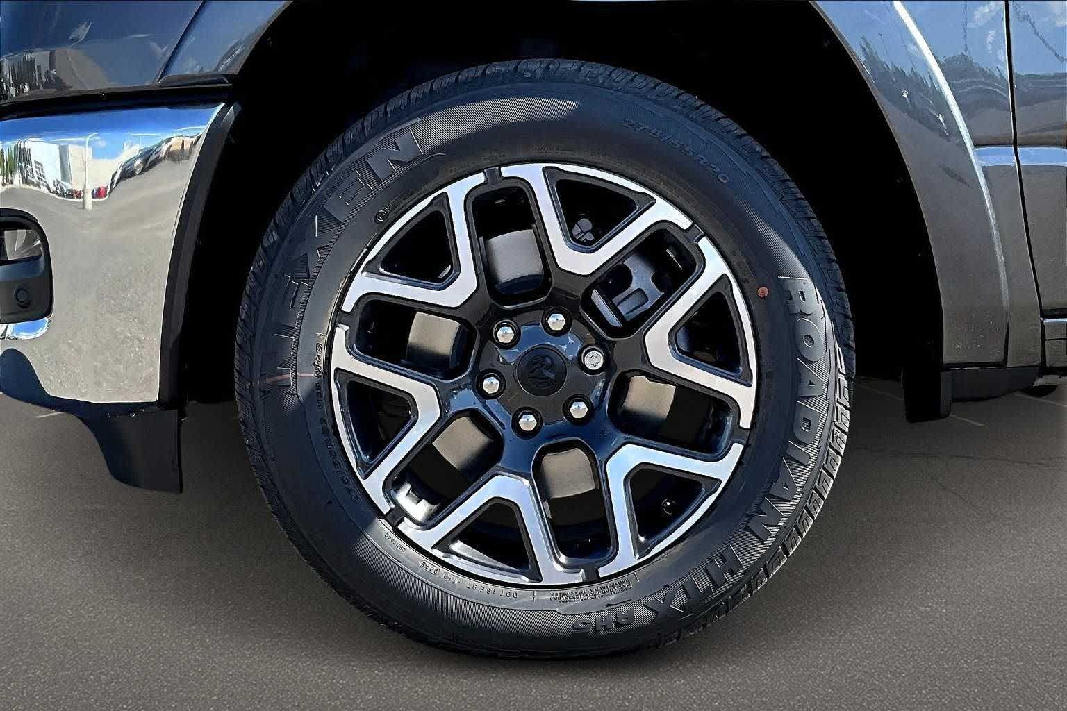 Thumbnail: 2026 RAM 1500 - 8