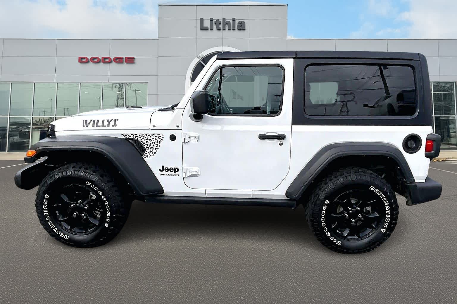 Thumbnail: 2022 Jeep Wrangler - 3