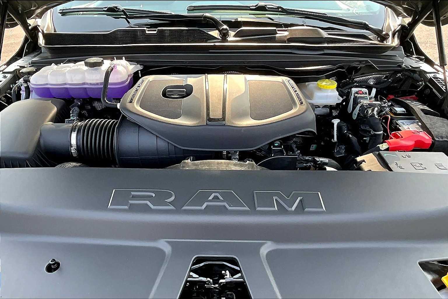 Thumbnail: 2026 RAM 1500 - 9