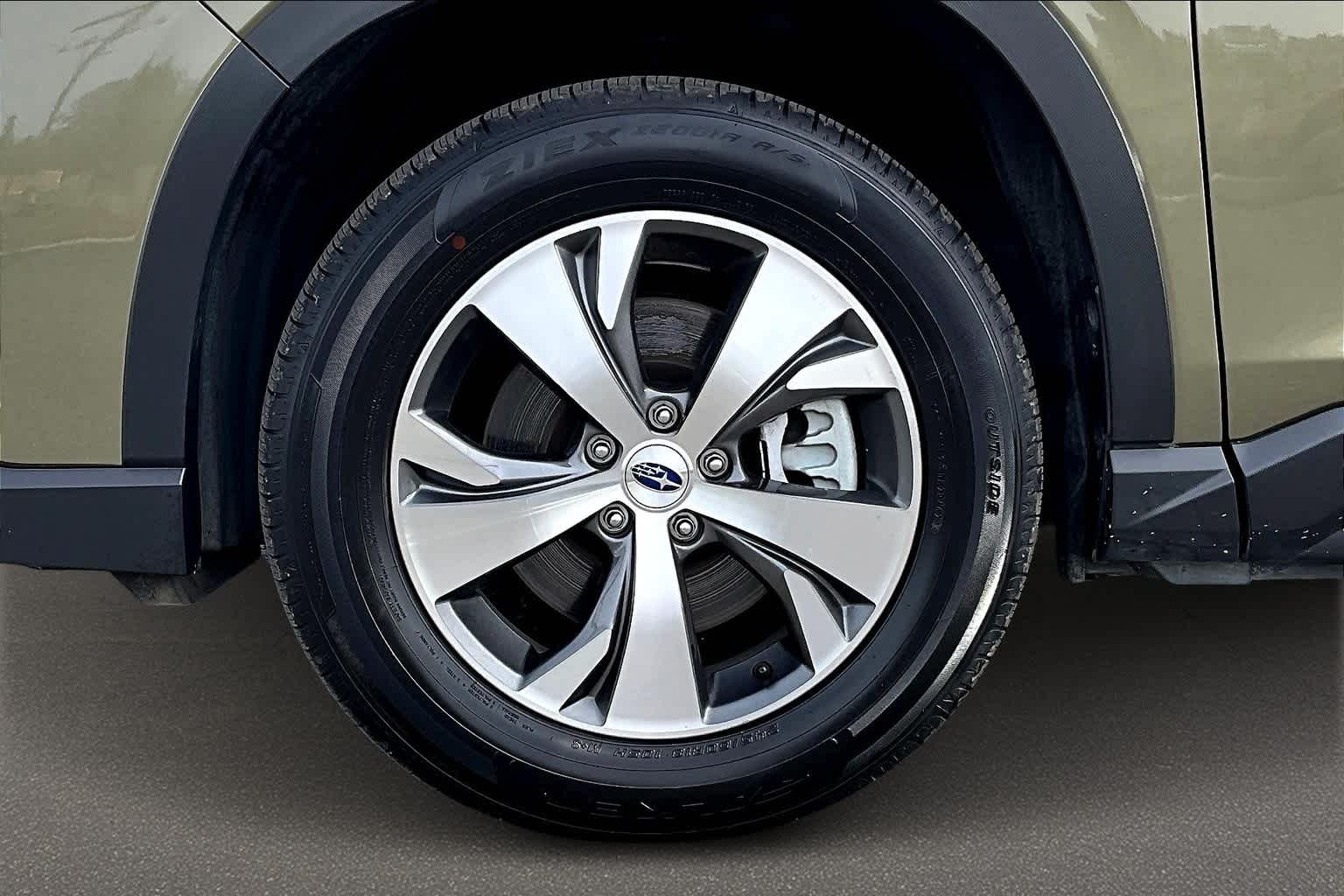 2024 Subaru Ascent Premium 7