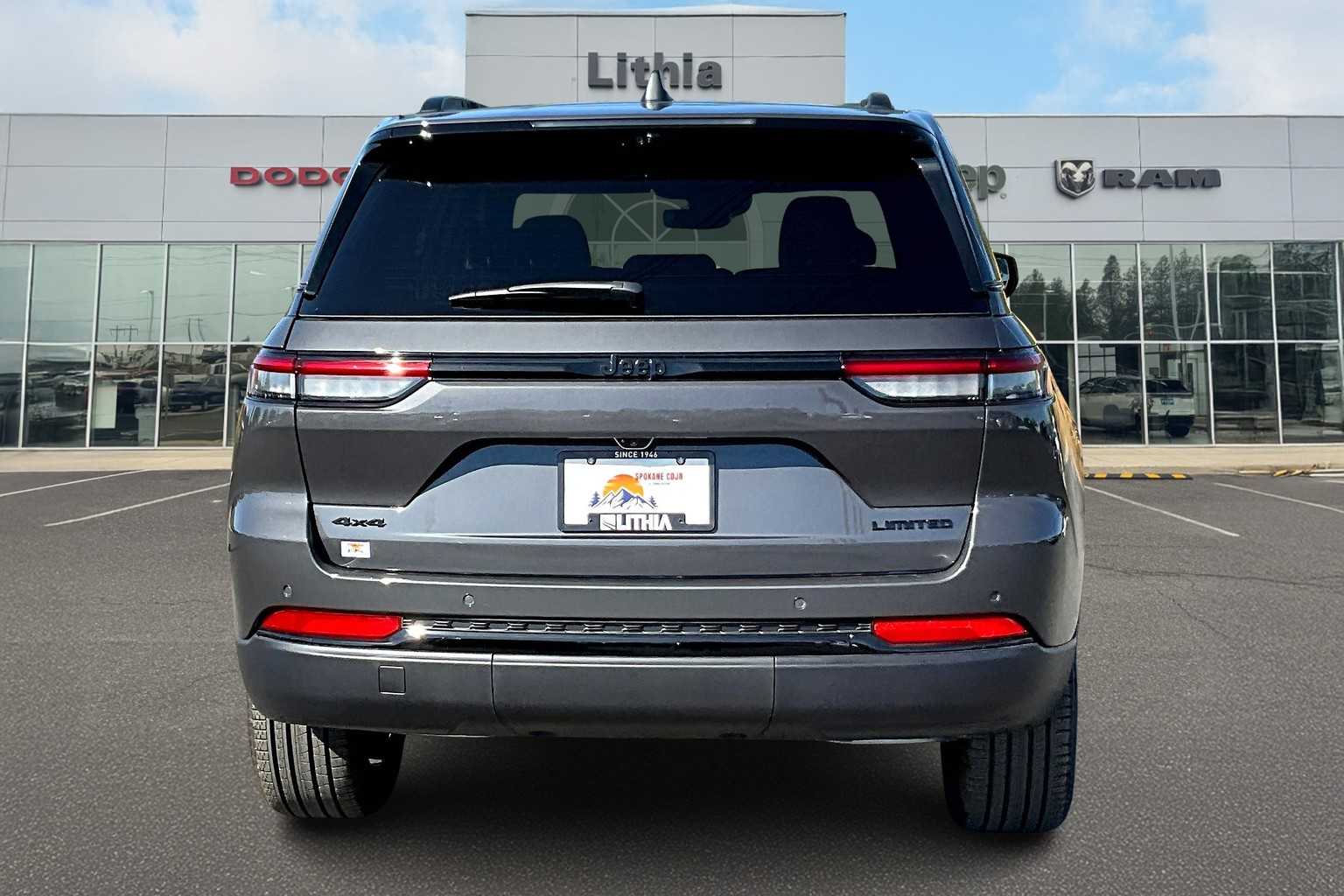 Thumbnail: 2025 Jeep Grand Cherokee - 5