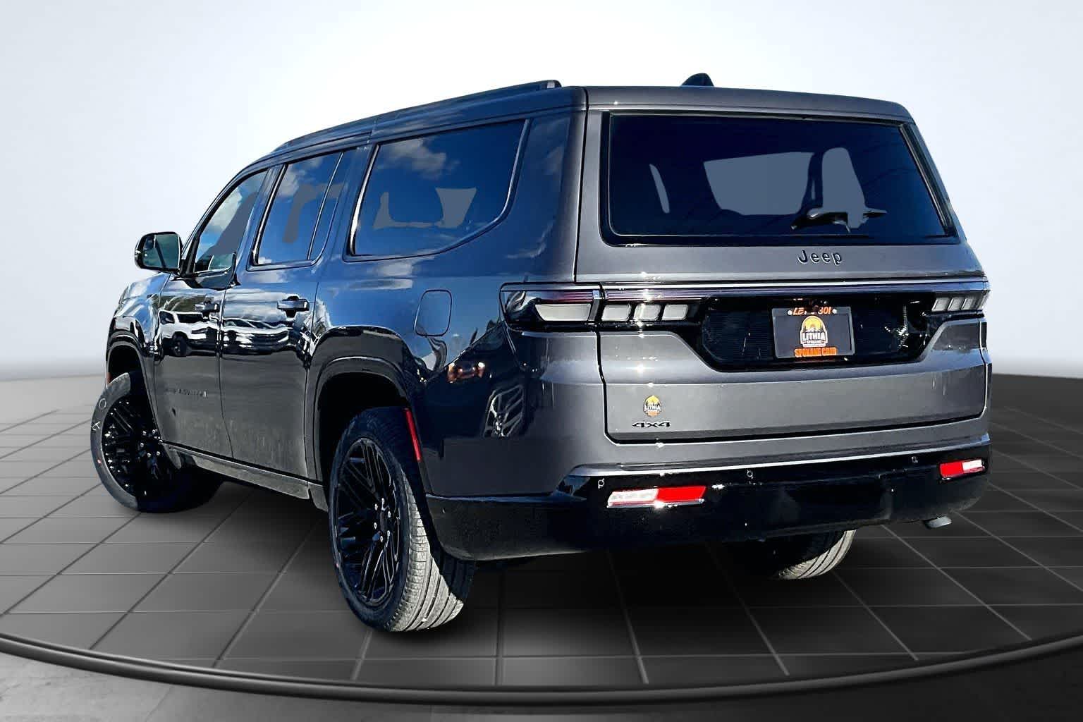 Thumbnail: 2026 Jeep Grand Wagoneer L - 4