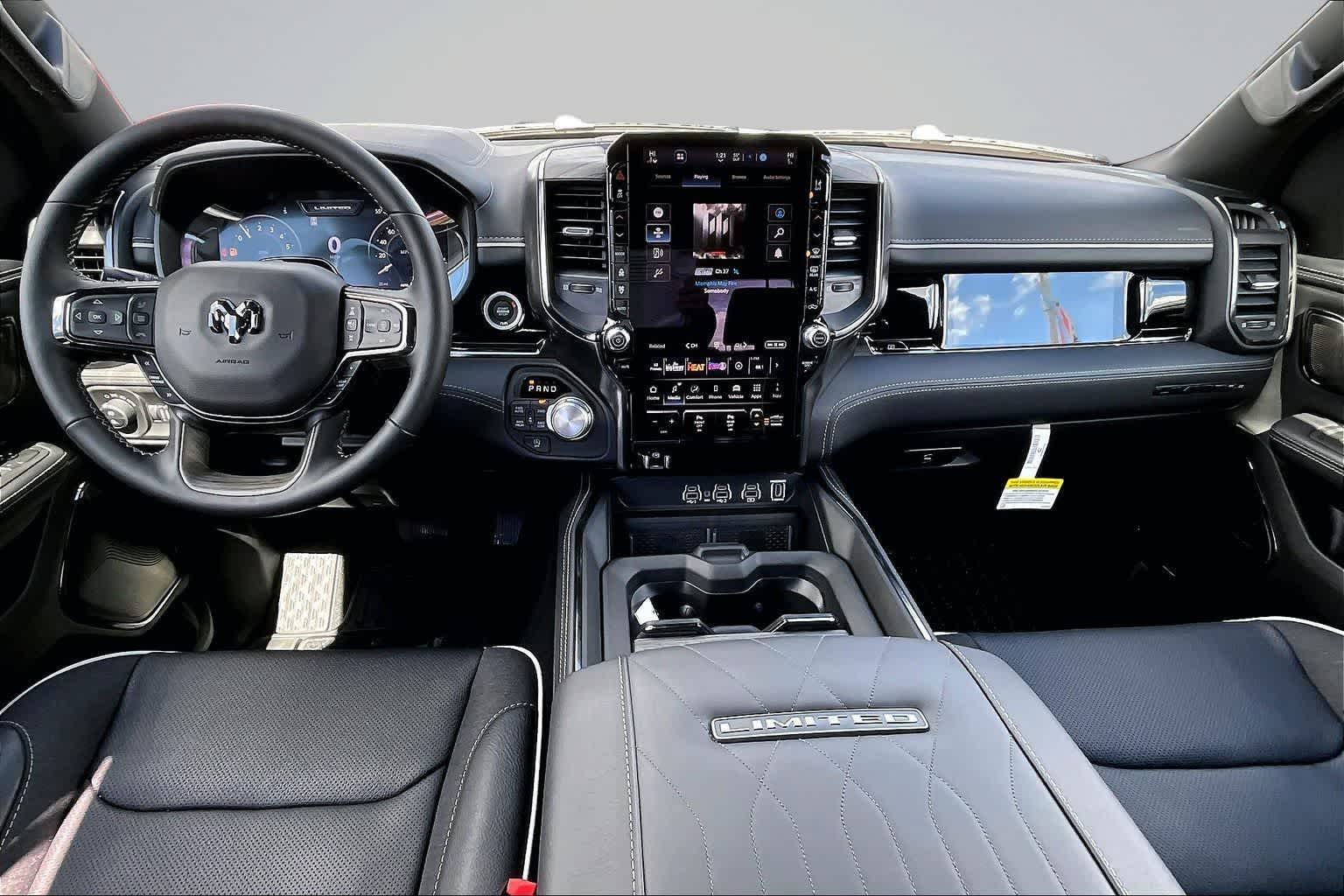 Thumbnail: 2026 RAM 1500 - 10