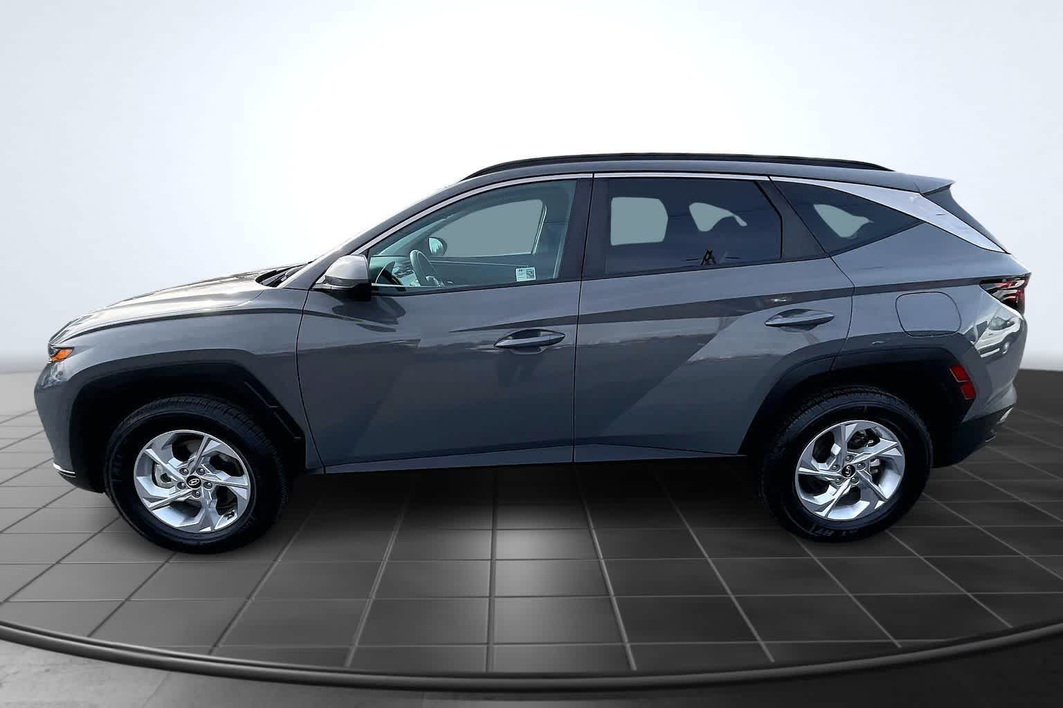 Thumbnail: 2024 Hyundai Tucson - 3