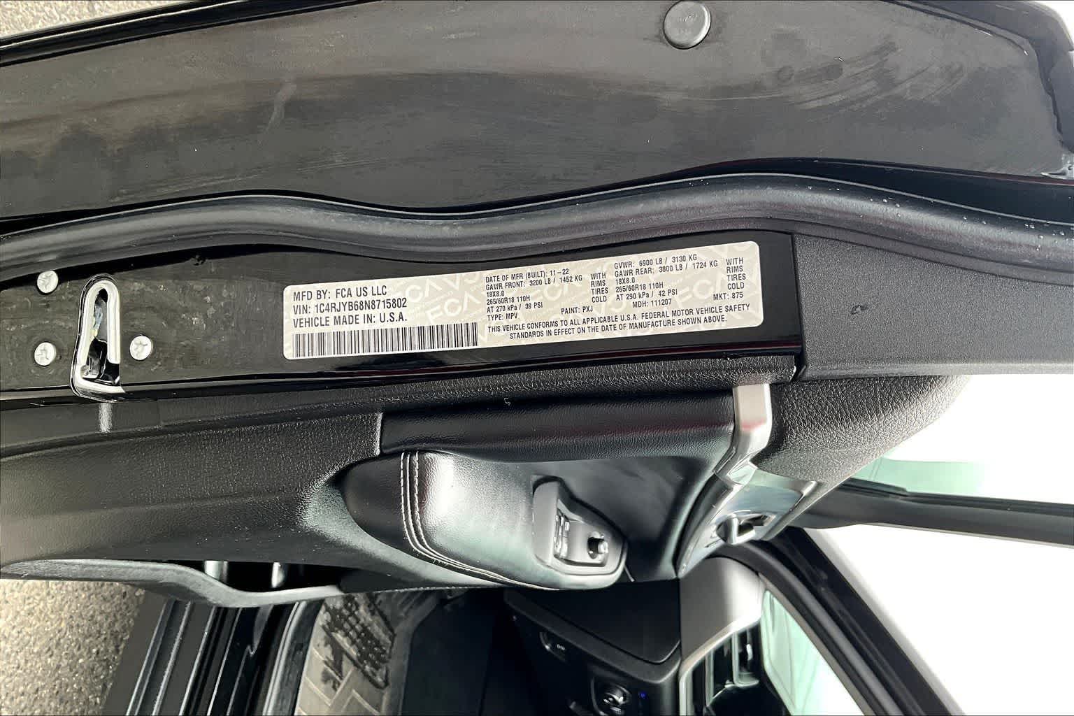 Thumbnail: 2022 Jeep Grand Cherokee - 21