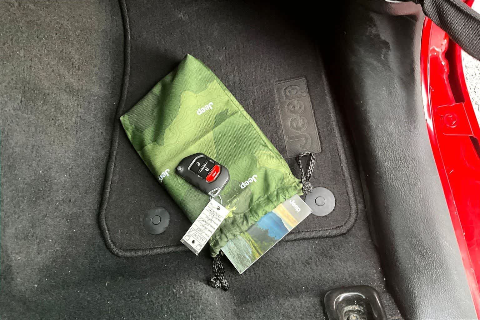 Thumbnail: 2023 Jeep Wrangler - 20