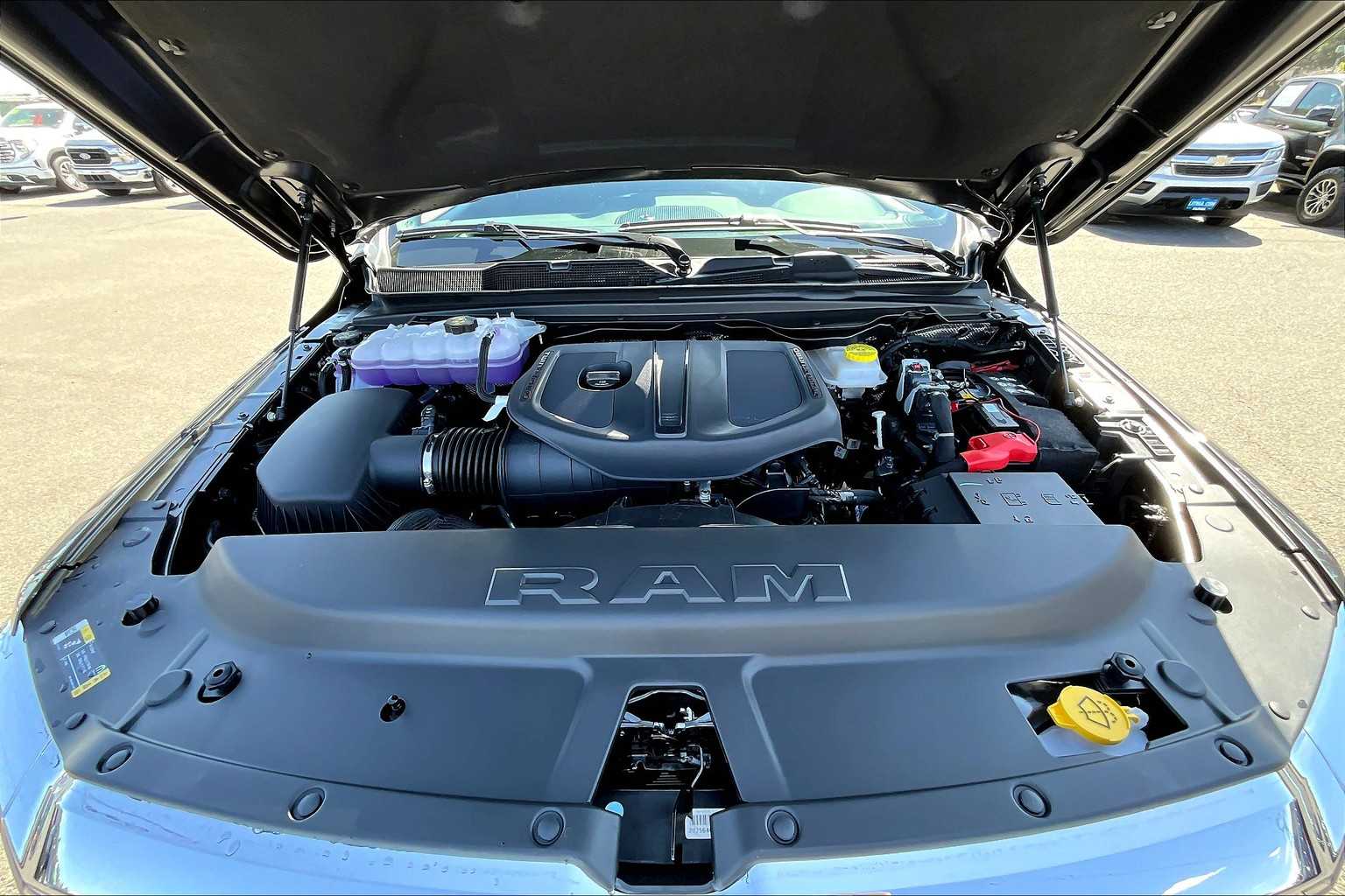 Thumbnail: 2026 RAM 1500 - 9