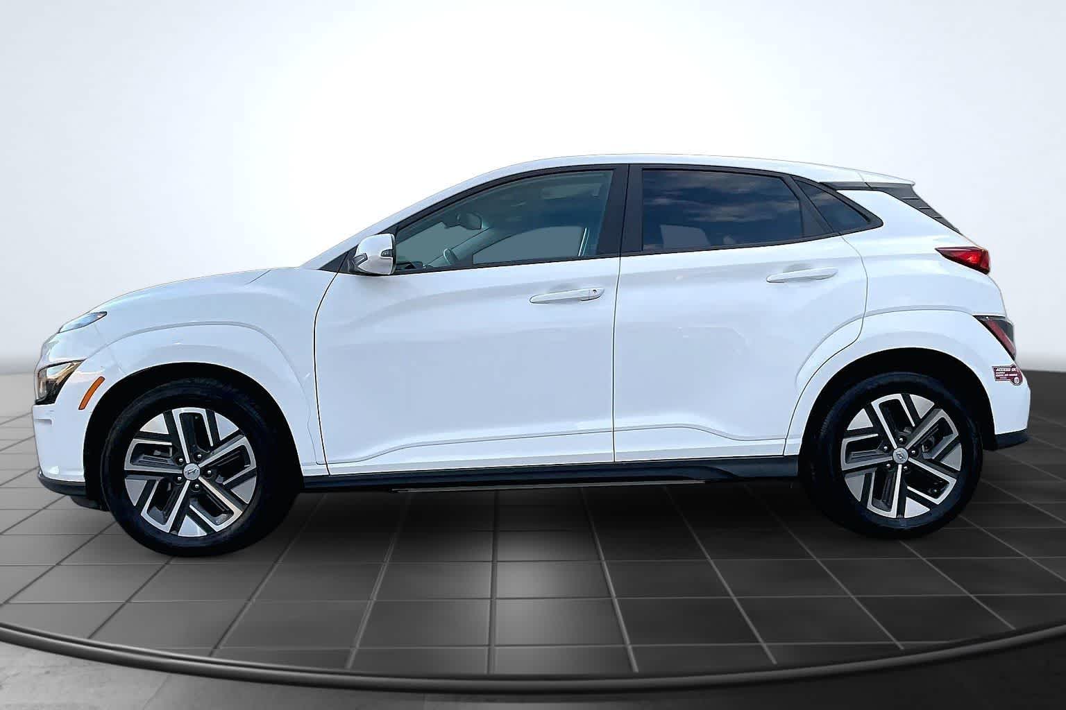 Thumbnail: 2023 Hyundai Kona - 2