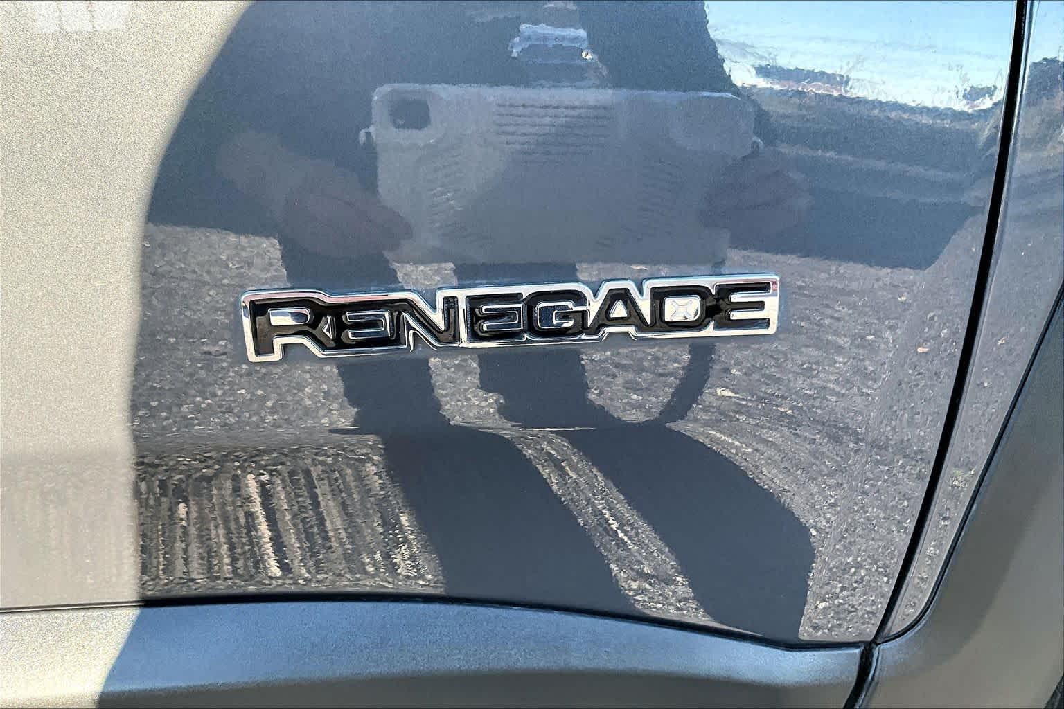 Thumbnail: 2023 Jeep Renegade - 7