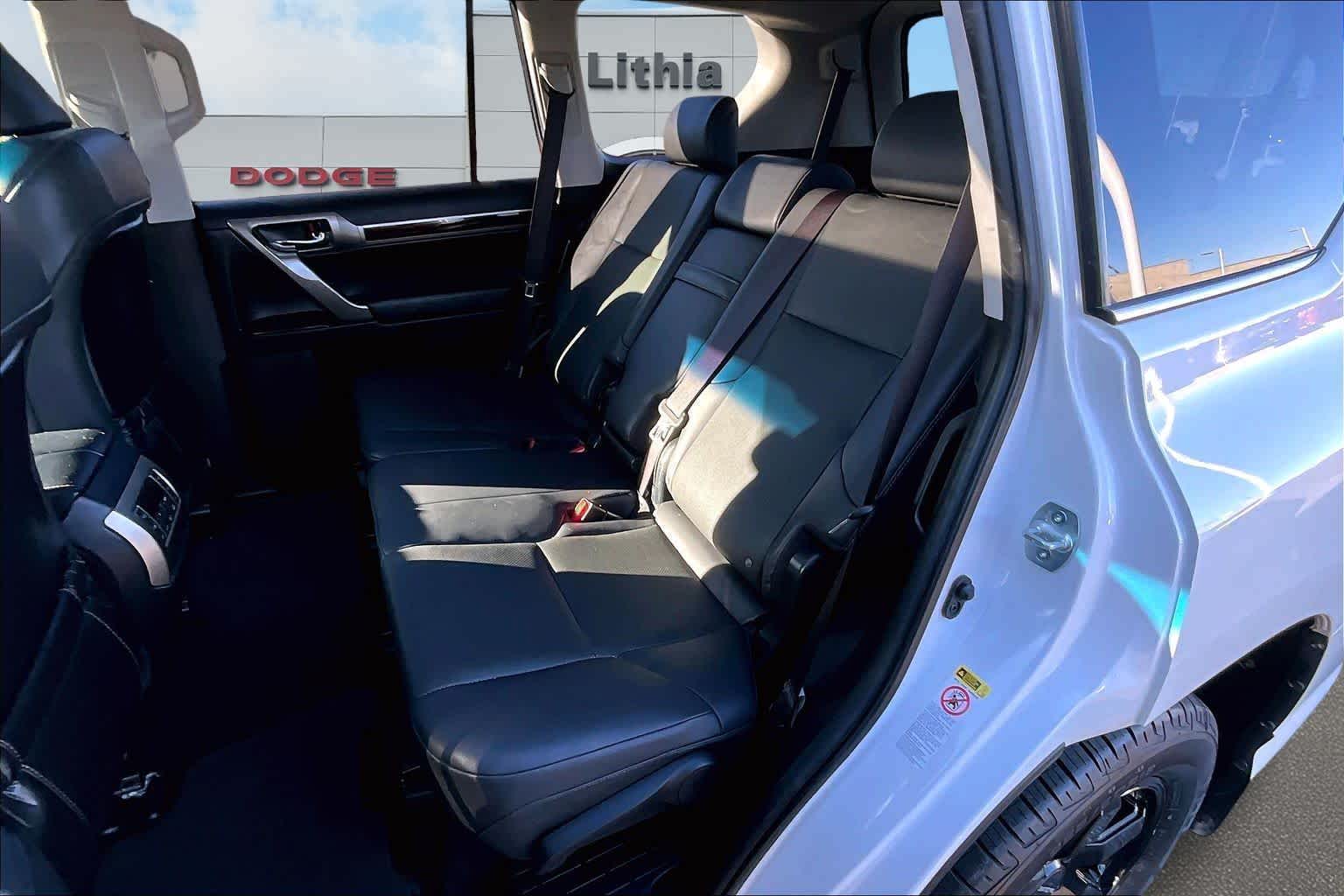 Thumbnail: 2019 Lexus GX - 13