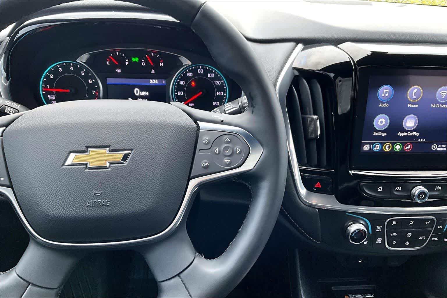 Thumbnail: 2023 Chevrolet Traverse - 26