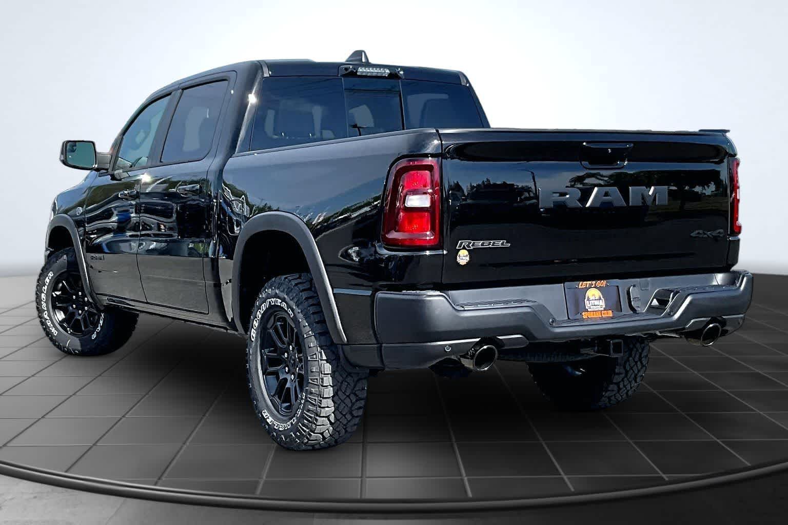 Thumbnail: 2026 RAM 1500 - 4