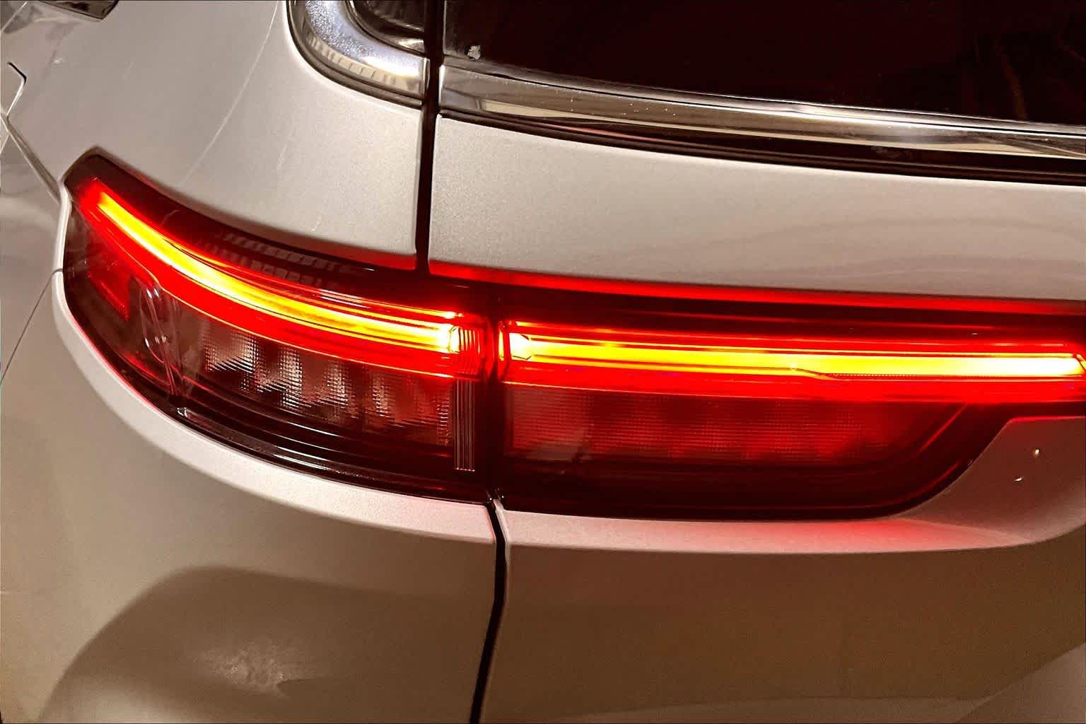 Thumbnail: 2024 Jeep Grand Cherokee L - 32