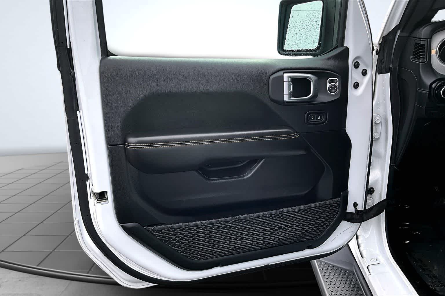 Thumbnail: 2024 Jeep Wrangler - 28