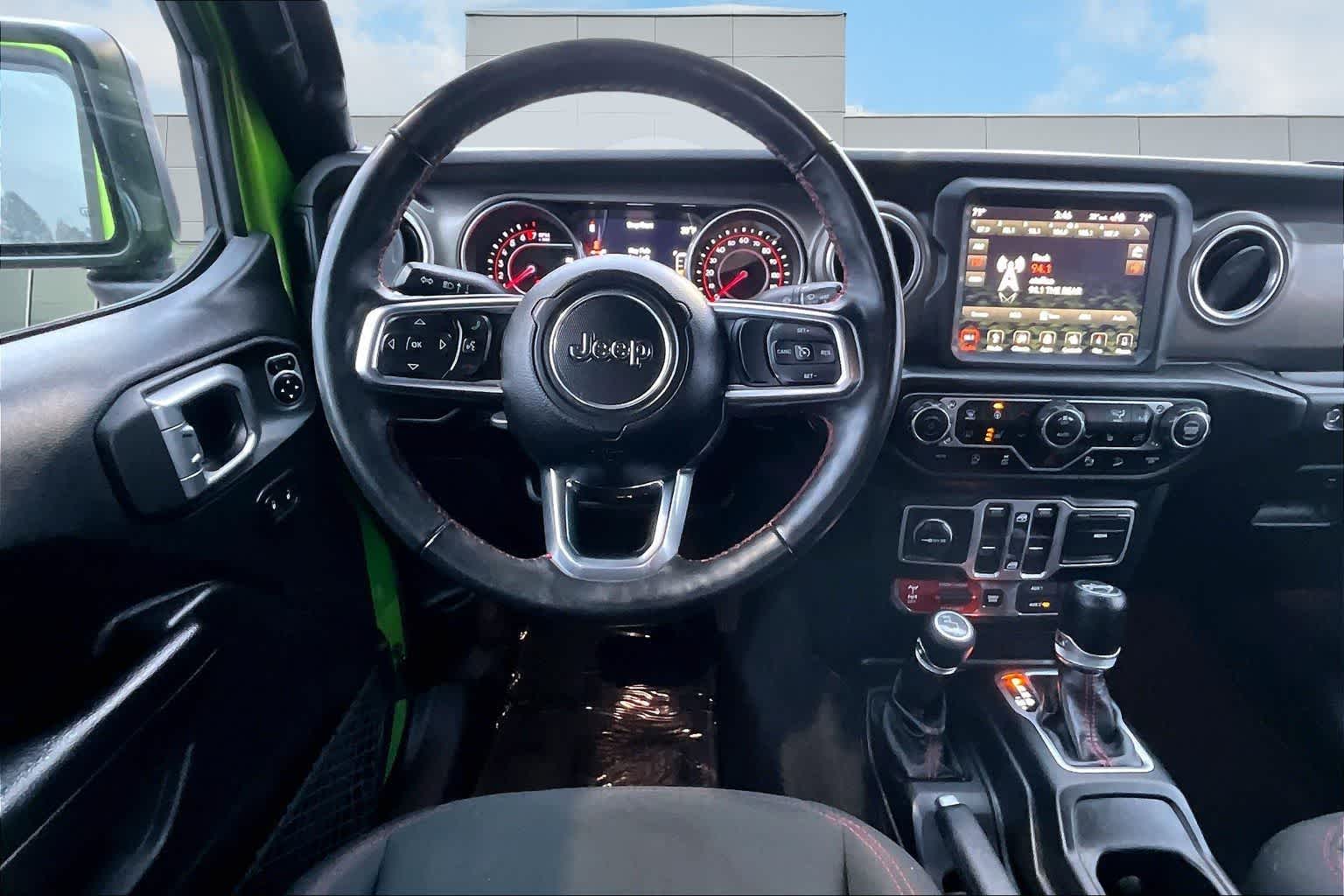 Thumbnail: 2018 Jeep Wrangler - 15